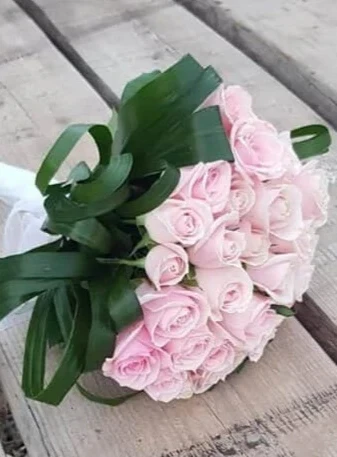 זר כלה ורדים ורדים בפתח תקווה